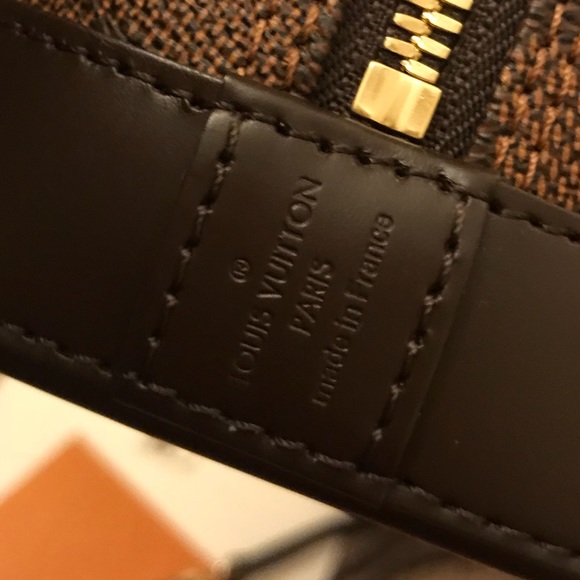 🔴SOLD🔴Authentic! Louis Vuitton Alma BB in Damier - Picture 8 of 8